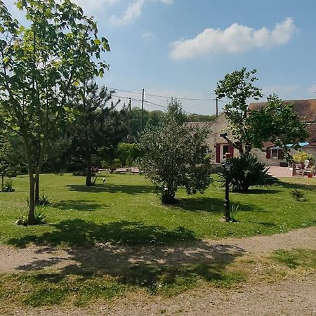 Les Lys Jolie Suite Parentale Privative Deux Adultes Avec Sdd Pertheville-Ners Exterior photo